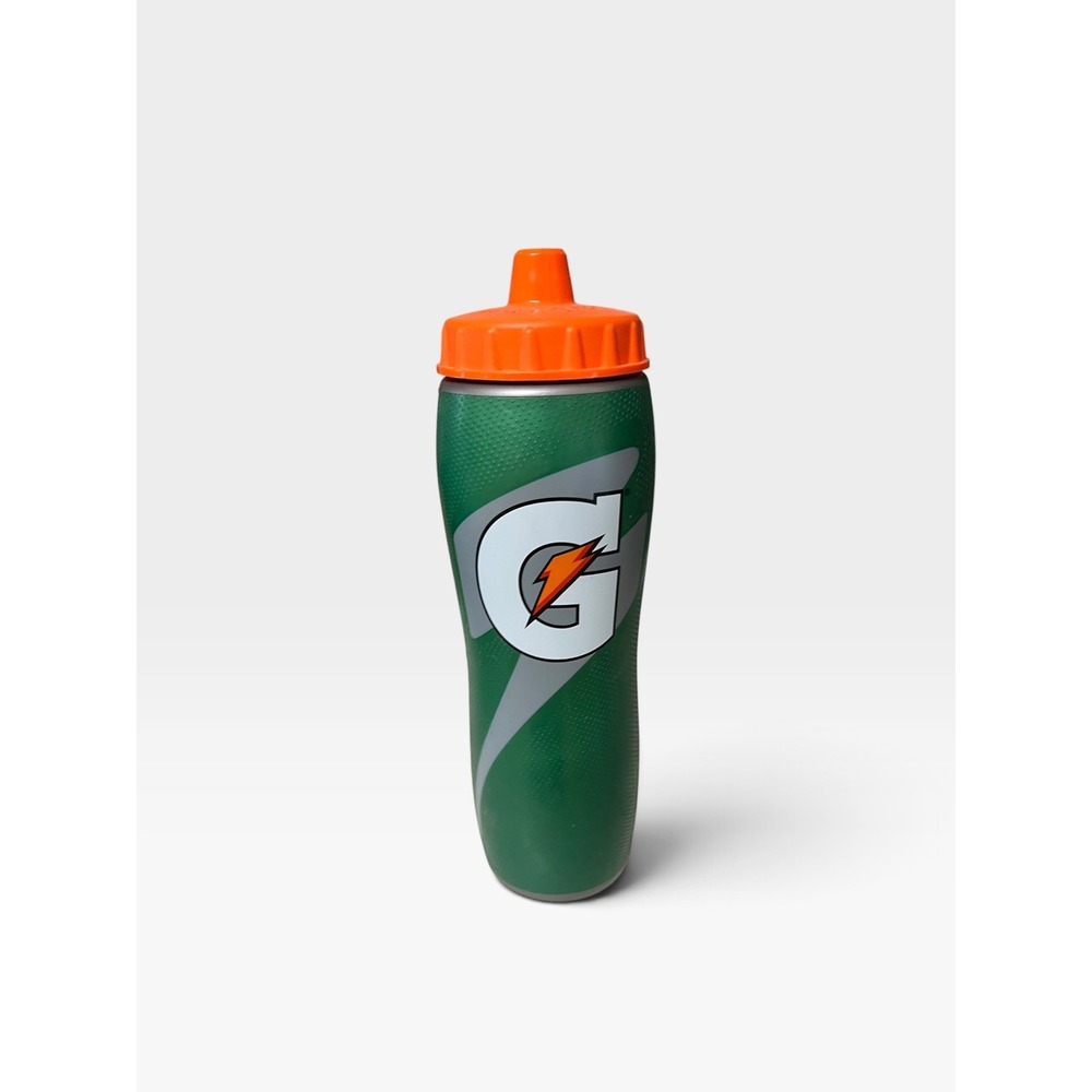 Gatorade 32oz Gator-skin Bottle, Green, One Size 32 Ounces, Green